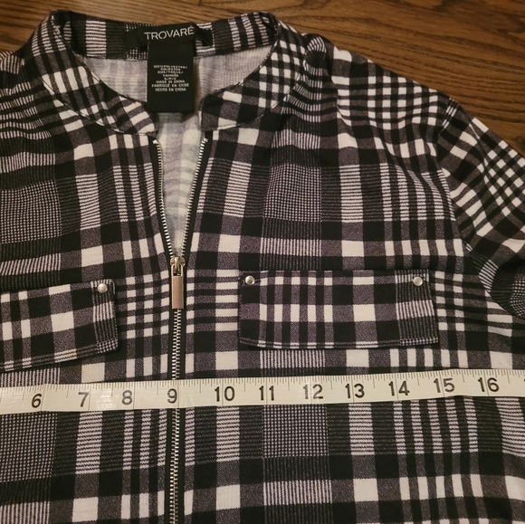 Checkered top, excellent condition - Picture 4 of 7